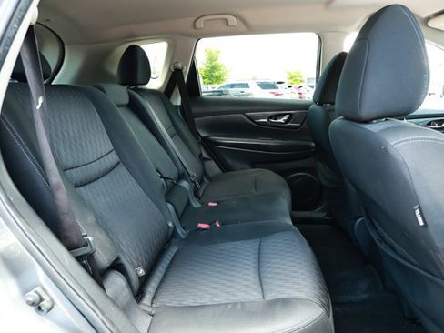 Used 2020 Nissan Rogue SV AWD/4WD image 27