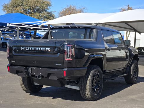 New 2026 GMC Hummer EV 4x4 Crew Cab image 4