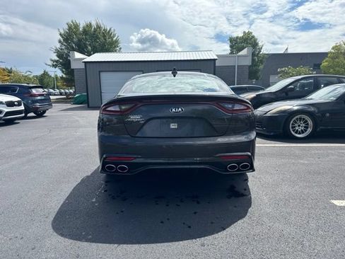 Used 2019 Kia Stinger w/ Sun & Sound Package RWD image 4
