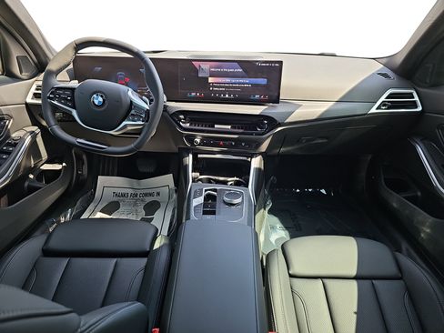 Certified 2025 BMW 330i Sedan w/ Premium Package RWD image 10
