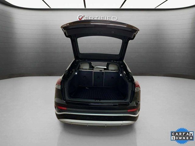 Used 2024 Audi Q4 e-tron Premium Plus w/ Premium Plus AWD/4WD image 7