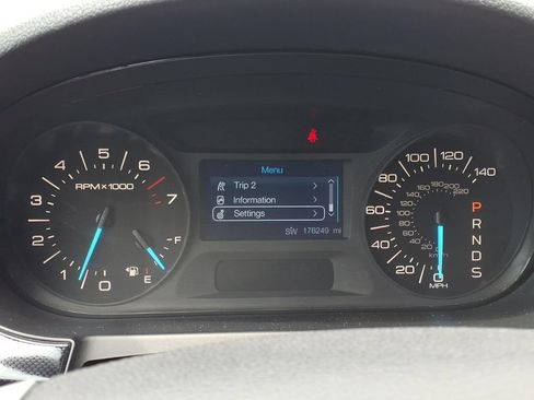 Used 2014 Ford Edge SE w/ Equipment Group 101A FWD image 8