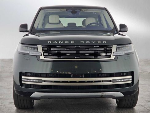 Used 2023 Land Rover Range Rover SE image 8