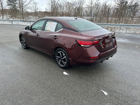 Used 2024 Nissan Sentra SV image 8