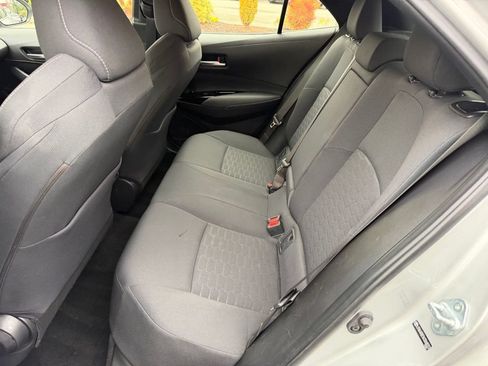 Used 2019 Toyota Corolla SE FWD image 17