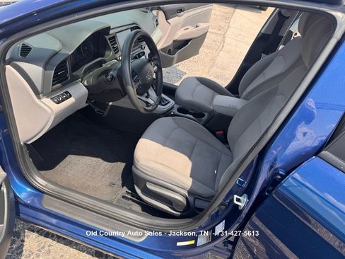 Used 2019 Hyundai Elantra SEL FWD image 19