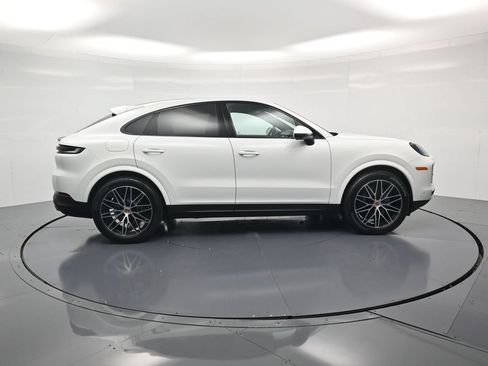 Used 2026 Porsche Cayenne Coupe AWD/4WD image 42