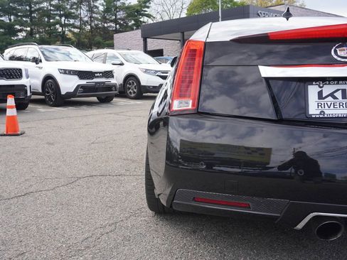 Used 2011 Cadillac CTS V RWD image 14
