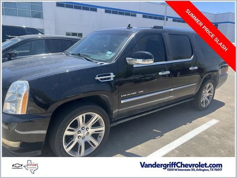 Used 2010 Cadillac Escalade ESV Premium RWD image 1