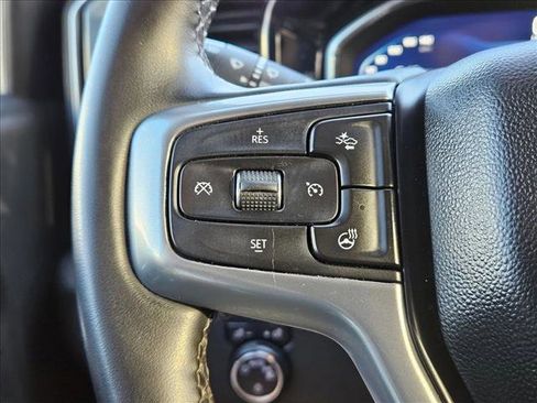 Used 2023 Chevrolet Silverado 1500 LT AWD/4WD image 23