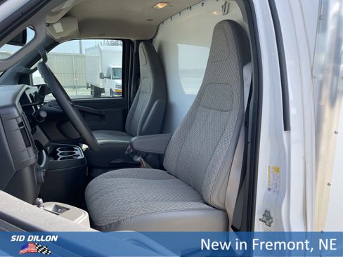 New 2025 GMC Savana 3500 w/ Power Convenience Package image 5