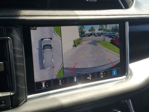Certified 2021 GMC Yukon XL Denali w/ Denali Premium Package RWD image 30