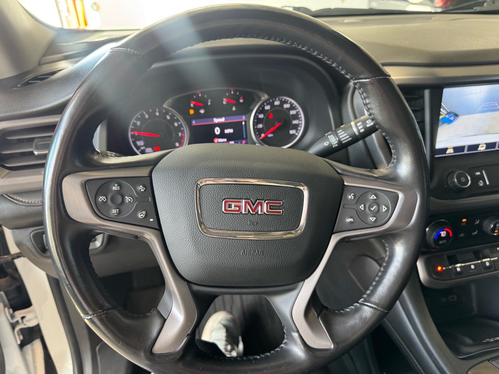 Used 2021 GMC Acadia AT4 w/ Preferred Package AWD/4WD image 29