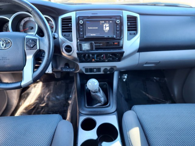 Used 2015 Toyota Tacoma 4x4 Double Cab w/ TRD Sport Package image 14