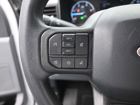 Used 2025 Ford F250 XLT image 30