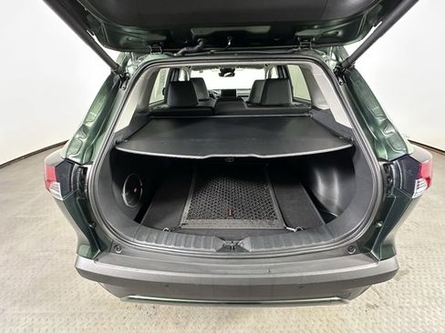 Used 2023 Toyota Corolla Cross XLE image 13