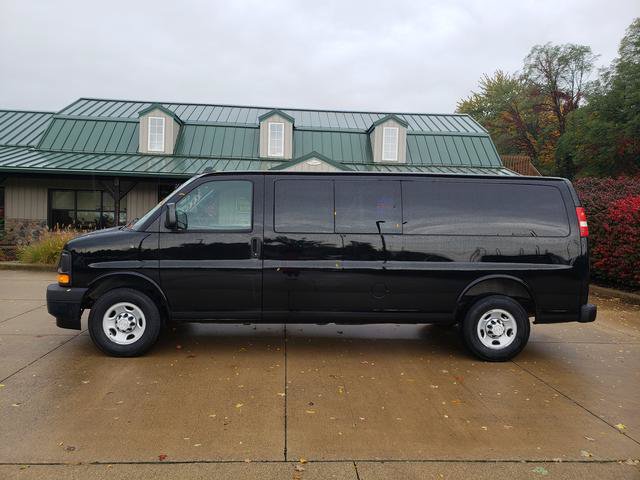 Used 2017 Chevrolet Express 3500 LS RWD image 9