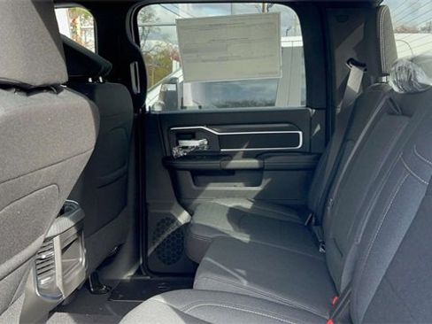 New 2026 RAM 2500 Big Horn image 32