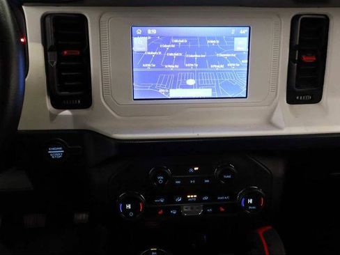 Certified 2023 Ford Bronco Heritage Edition image 38