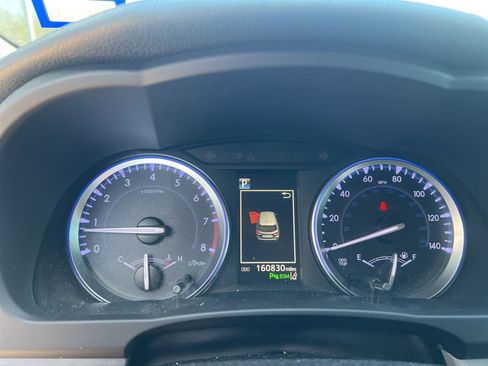 Used 2018 Toyota Highlander Limited image 4