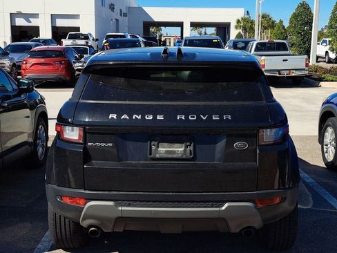 Used 2016 Land Rover Range Rover Evoque SE Premium image 6