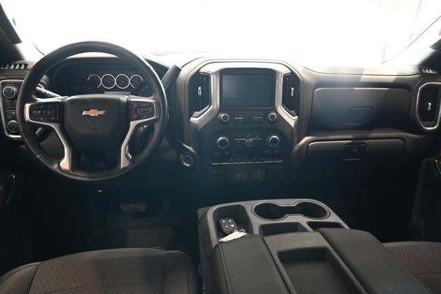 Used 2019 Chevrolet Silverado 1500 LT w/ All-Star Edition AWD/4WD image 13
