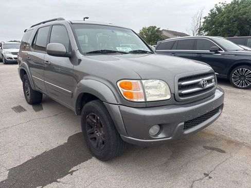 Used 2004 Toyota Sequoia Limited RWD image 1