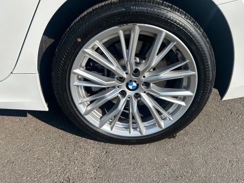Used 2024 BMW 330i xDrive Sedan w/ Convenience Package AWD/4WD image 32