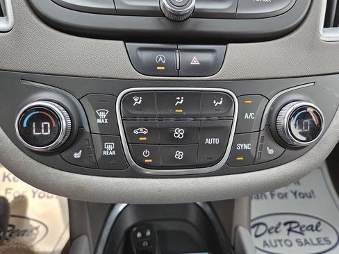 Used 2022 Chevrolet Malibu LT FWD image 20