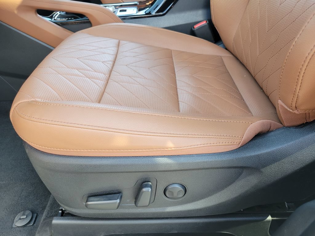 Used 2024 Kia Telluride EX X-Line AWD/4WD image 16