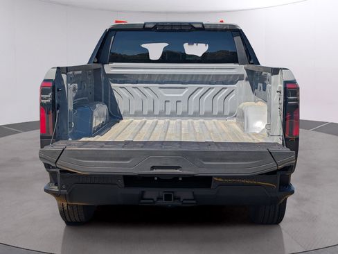 New 2026 GMC Sierra EV Elevation image 5