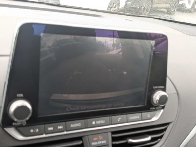 Used 2022 Nissan Altima 2.5 SV FWD image 21