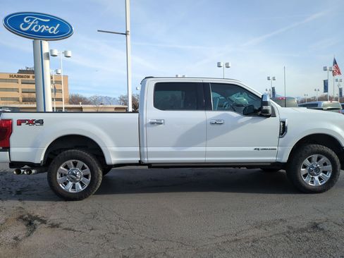 Used 2022 Ford F350 Platinum image 2