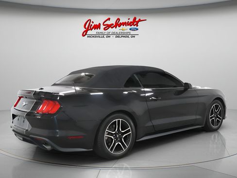 Used 2019 Ford Mustang Premium RWD image 6