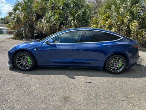 Used 2020 Tesla Model 3 Standard Range RWD image 8
