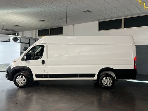 Used 2025 RAM ProMaster 3500 w/ Quick Order Package 22G SLT image 10