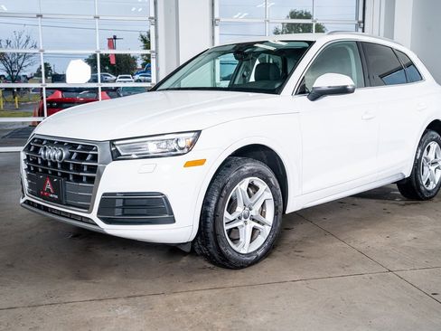 Used 2019 Audi Q5 2.0T Premium image 11