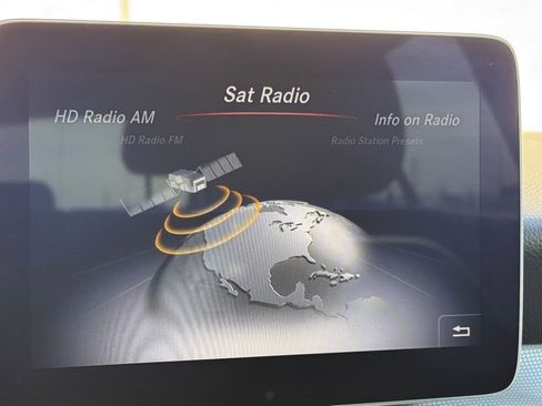 Used 2019 Mercedes-Benz GLA 250 GLA 250 image 9