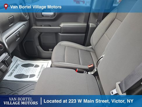 Used 2025 Chevrolet Silverado 1500 Custom image 19