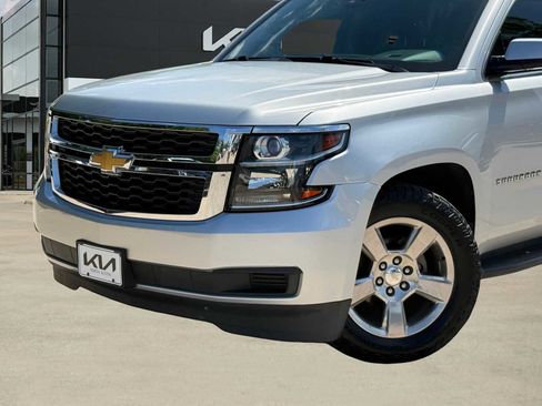 Used 2016 Chevrolet Suburban LS w/ Enhanced Driver Alert Package RWD image 2