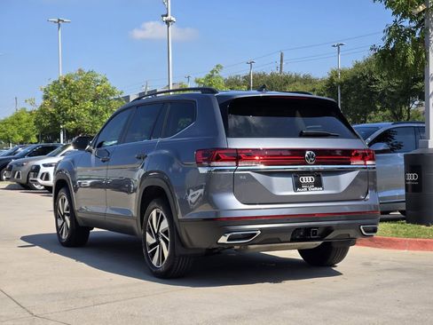 Used 2024 Volkswagen Atlas SE image 8