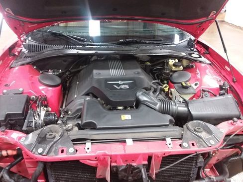 Used 2004 Ford Thunderbird RWD image 9