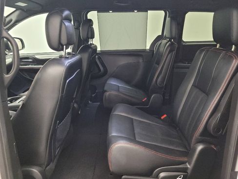 Used 2020 Dodge Grand Caravan GT FWD image 18
