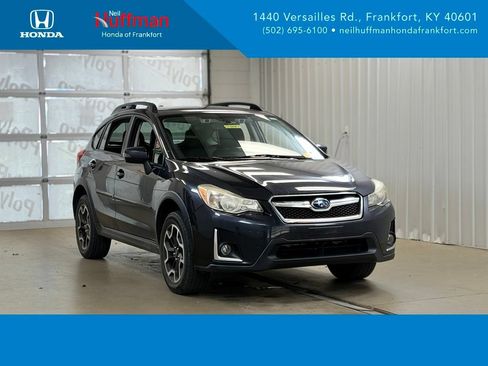 Used 2017 Subaru Crosstrek 2.0i Limited AWD/4WD image 1