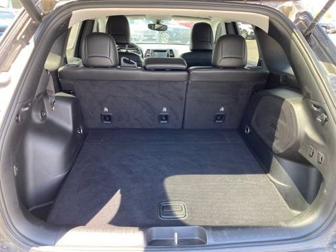 Used 2019 Jeep Cherokee Limited AWD/4WD image 14