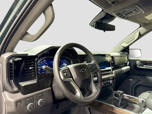 New 2026 Chevrolet Silverado 1500 LT Trail Boss w/ Convenience Package II image 12