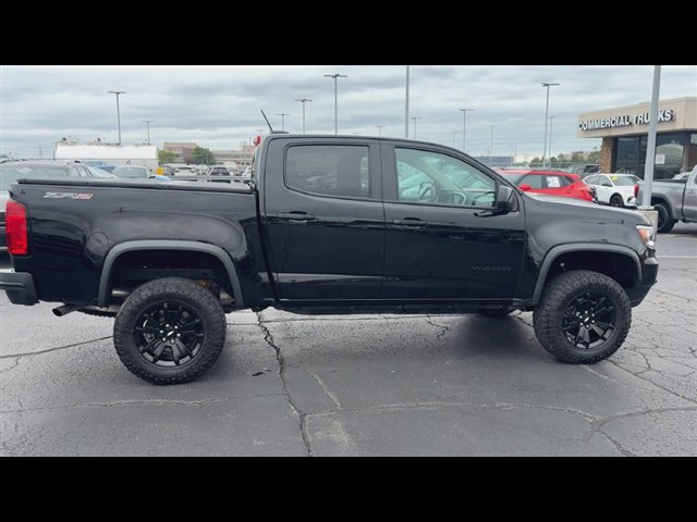 Certified 2022 Chevrolet Colorado ZR2 w/ ZR2 Midnight Special Edition AWD/4WD image 9