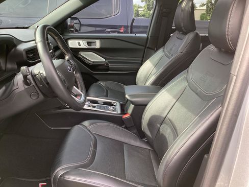 Used 2023 Ford Explorer ST w/ Equipment Group 401A AWD/4WD image 10