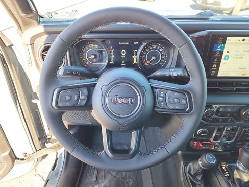 New 2026 Jeep Gladiator Rubicon w/ Steel Power Dome Hood Package AWD/4WD image 17