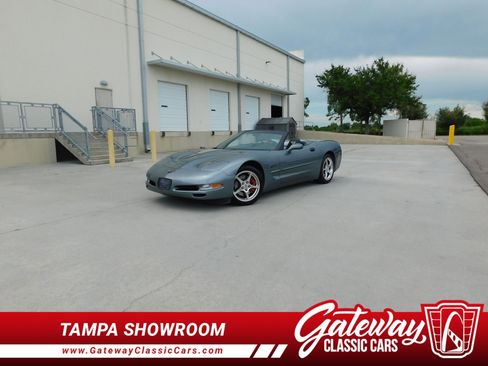Used 2004 Chevrolet Corvette Convertible w/ Preferred Equipment Group RWD image 1